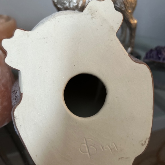 Dog River Pottery Collector Piece - Picture 6 of 6